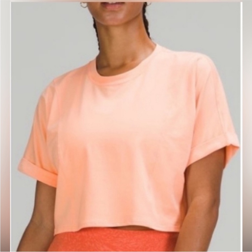 Women's Peach Crop Top